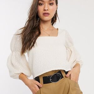MANGO - ivory textured puff sleeve crop top - leopard print texture - M